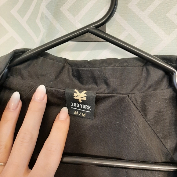 Zoo York wind breaker - Picture 2 of 3